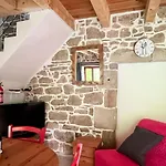De Rouvignac Holiday home Avene