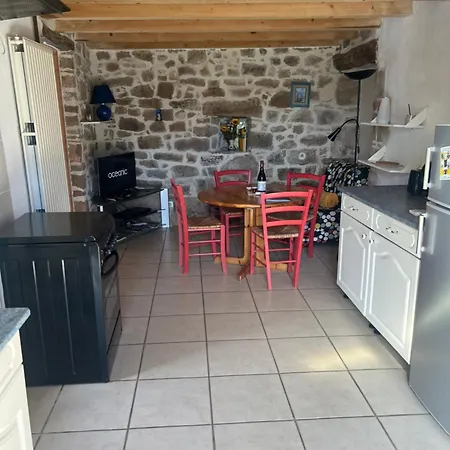 De Rouvignac Dom wakacyjny